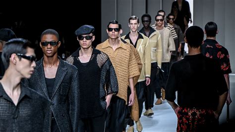 gucci fendi e dolce e gabbana|Milan menswear seeks reassurance in nostalgia and artisanal .